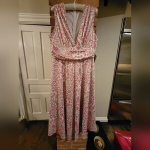 Dark Pink & White Swing Maxi Sleeveless Dress - size XXL